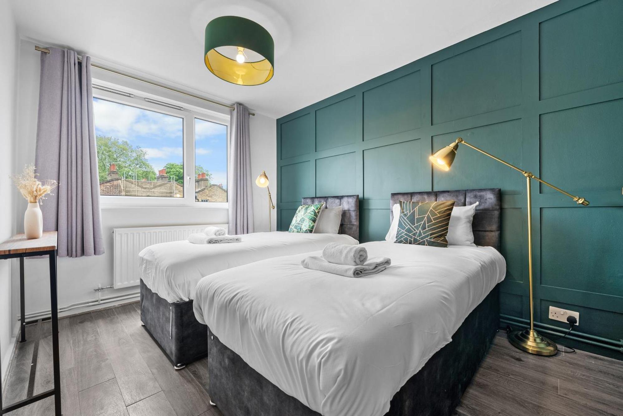 Spacious 3 Bedroom Whitechapel With Garden By Gold * Londres